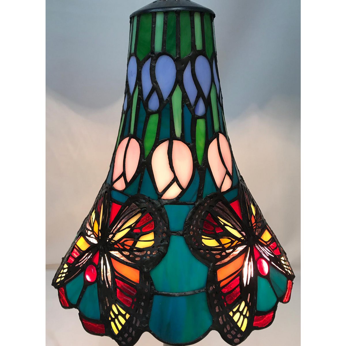Tiffany függőlámpa 25 cm – Butterfly, pillangó, többszínű