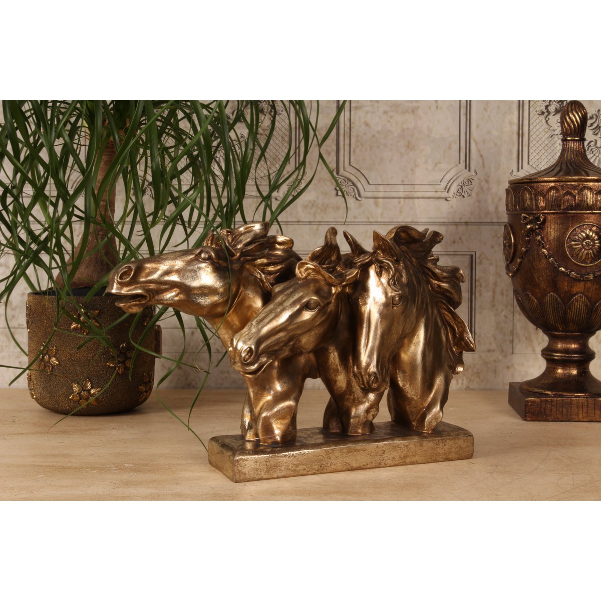 Dekor figura dekor figura 27 cm – arany