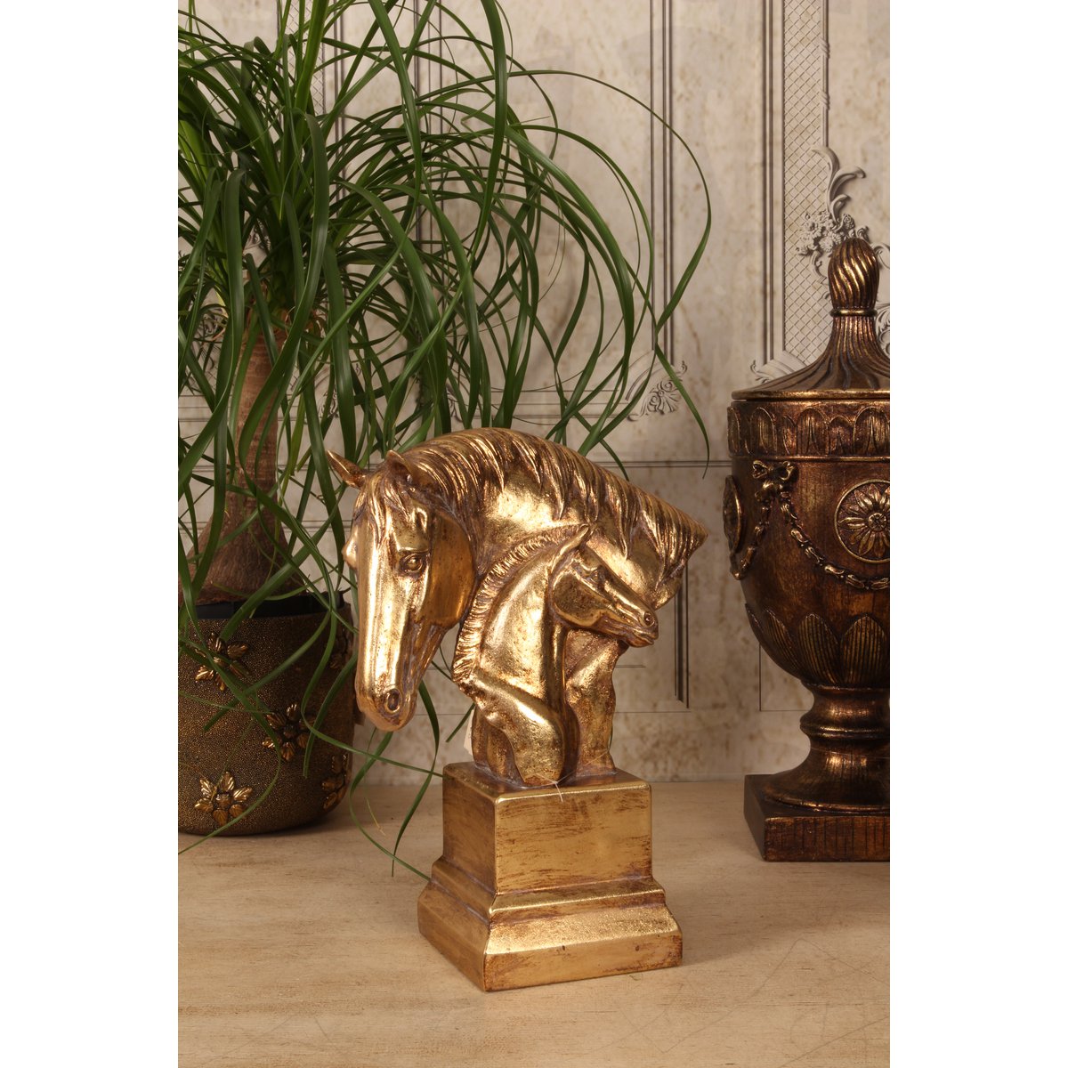 Dekor figura két lófej – arany