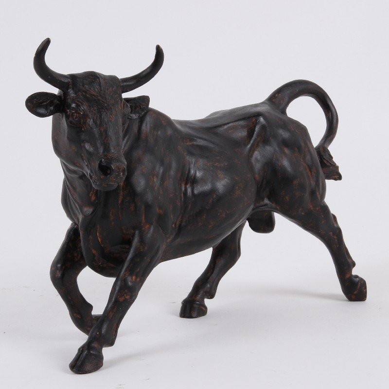 Dekor figura bika 20 cm – barna