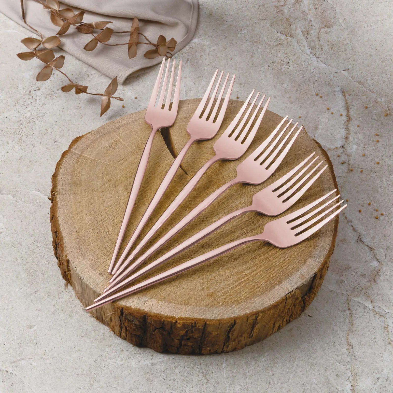 24 részes rose gold evőeszközkészlet – 6 személyes