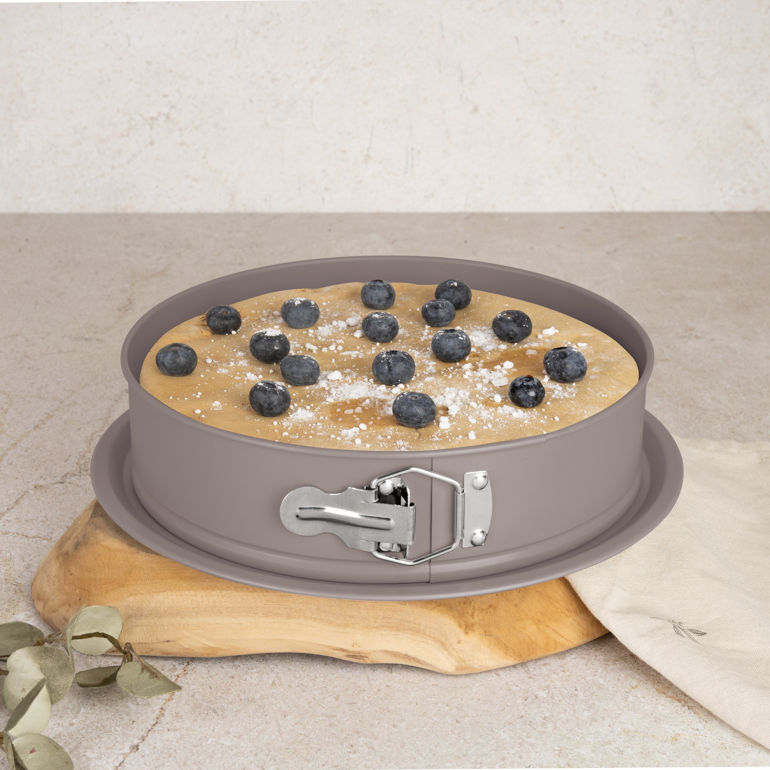 Kör alakú tortaforma tapadásmentes titánPro bevonattal 26 cm Berlinger Haus Taupe szürke