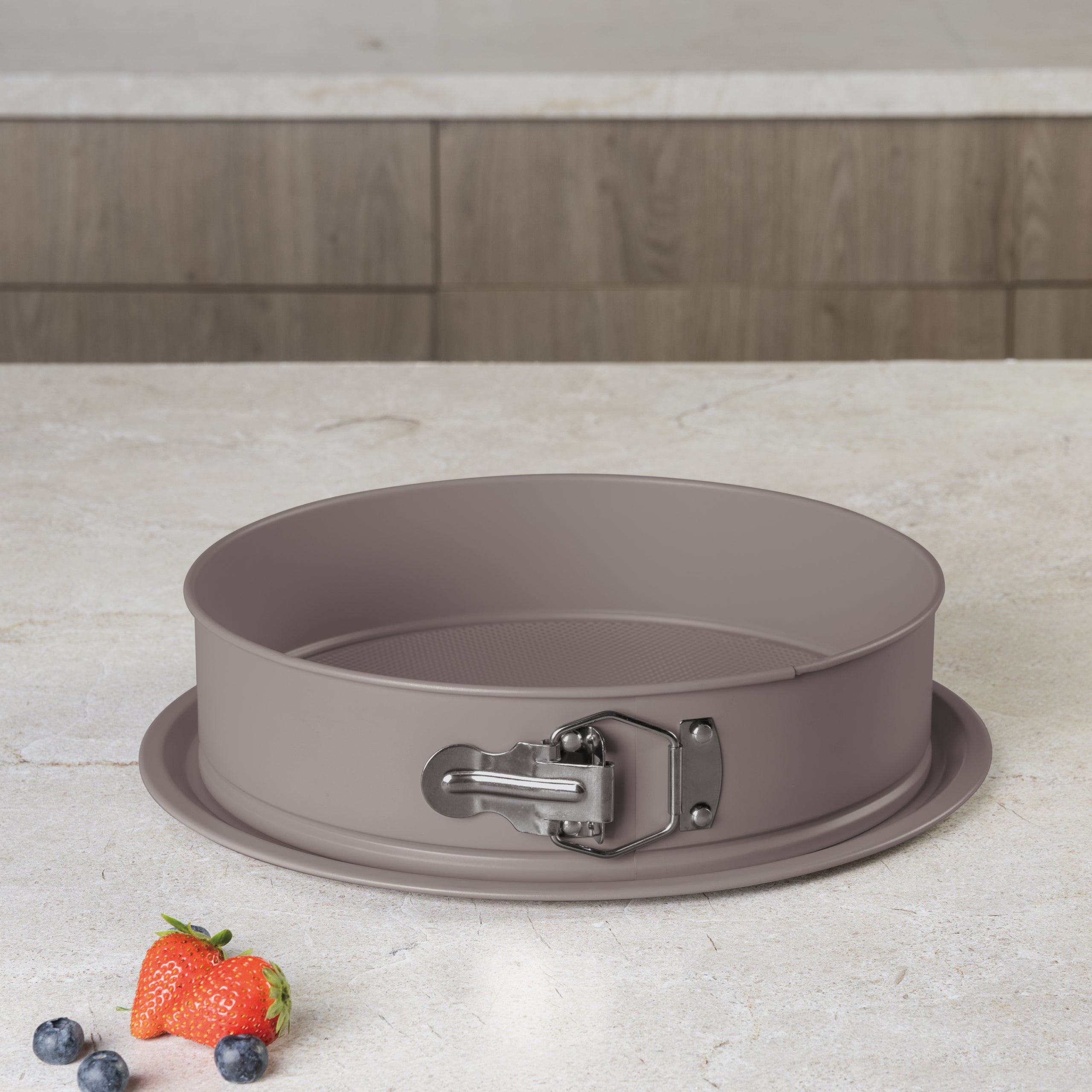 Kör alakú tortaforma tapadásmentes titánPro bevonattal 26 cm Berlinger Haus Taupe szürke