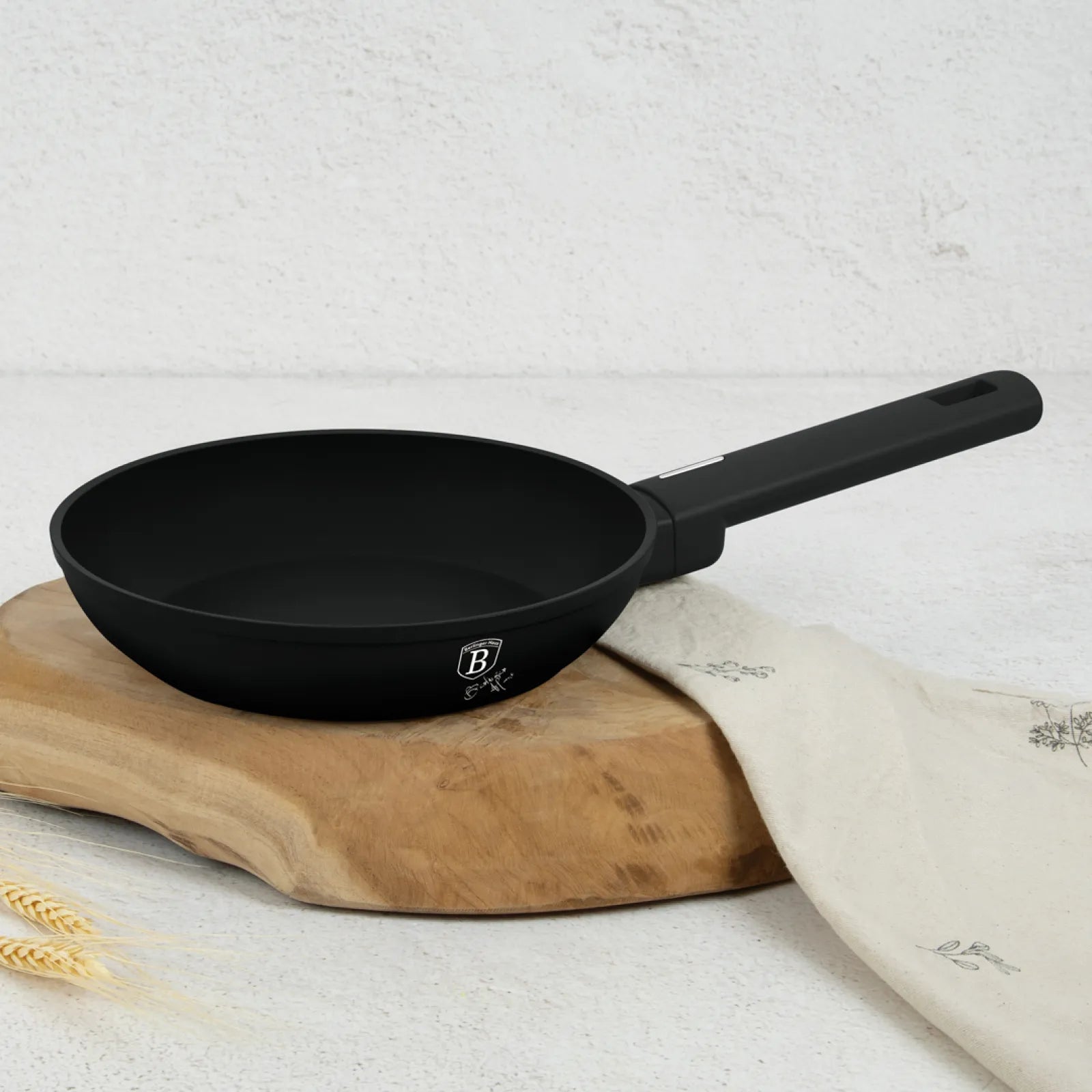 Berlinger Haus indukciós serpenyő 20 cm – Matte Black Collection