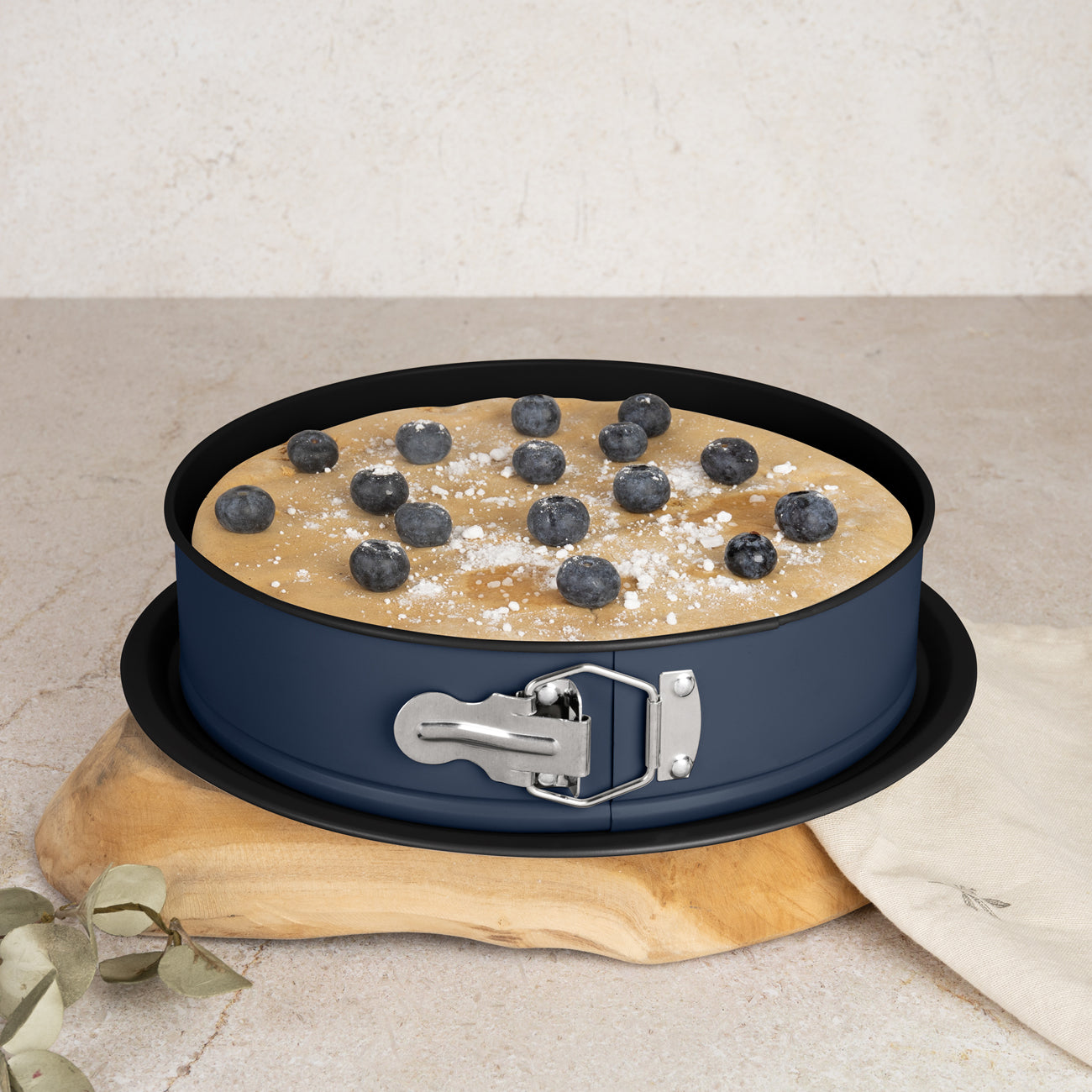 BerlingerHaus Kör alakú tortaforma 26 cm matt kék