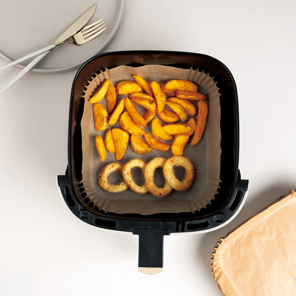 Berlinger Haus Eldobható sütőpapír AirFryer-hez 50db (24 cm) – 5. kép