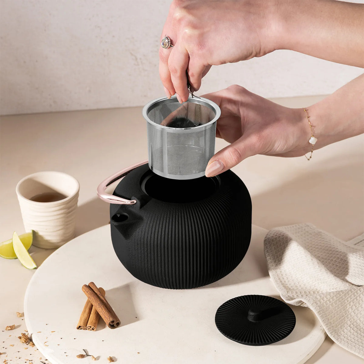 Berlinger Haus Öntöttvas teáskanna (1 L) – 9. kép
