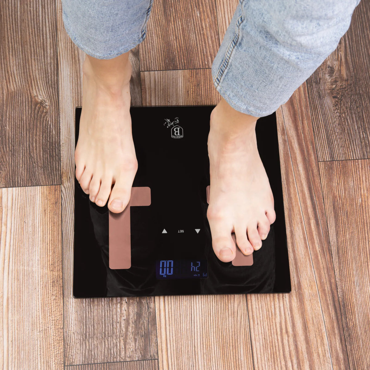 Berlinger Haus Testzsíranalizáló üveg személymérleg (180 kg) – 3. kép