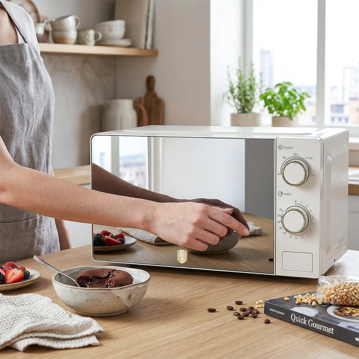 Berlinger Haus Mechanikus mikrohullámú sütő (20 L) – 7. kép