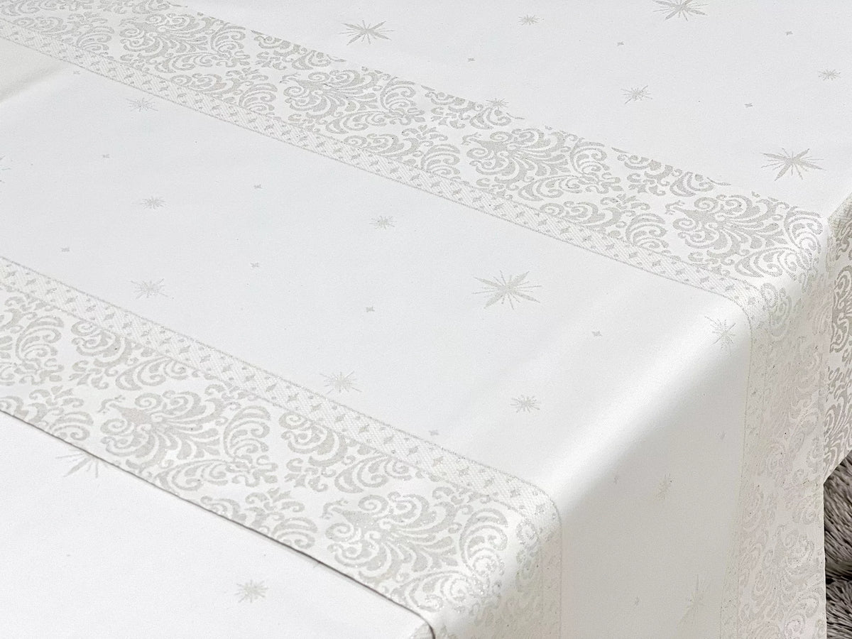 Ezüst lurex asztali futó, barokk mintás, 37x100 cm