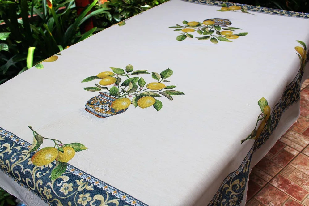 Citromos mediterrán kék asztalterítő 137x180 cm Gépi gobelin