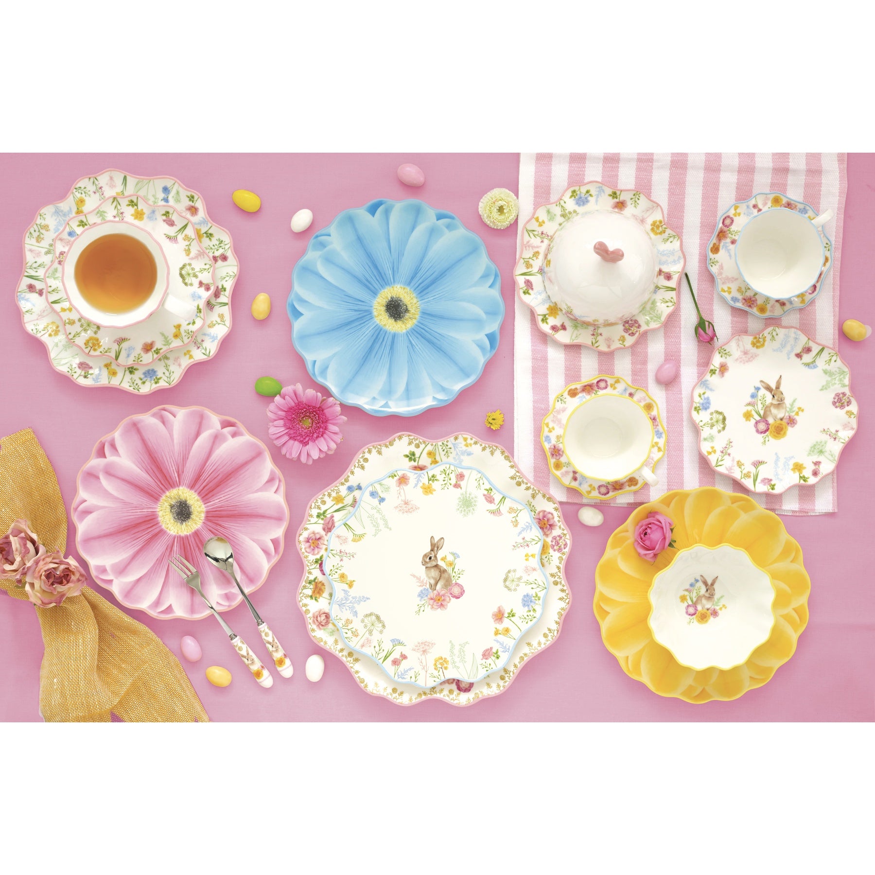 Húsvéti nyuszis porcelán lapostányér 26 cm Trés Jolie