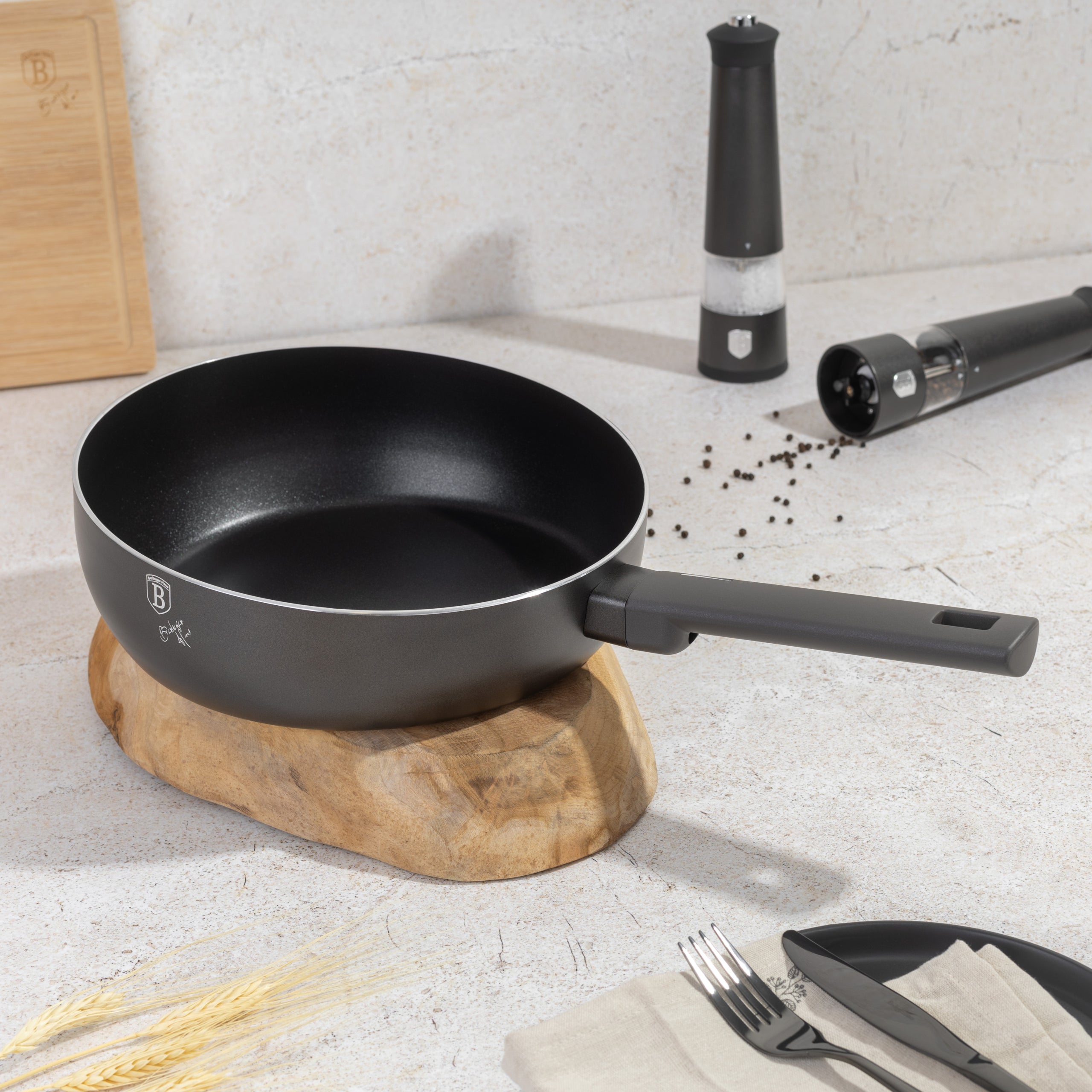 Berlinger Haus Flip serpenyő 26 cm Antracit Collection