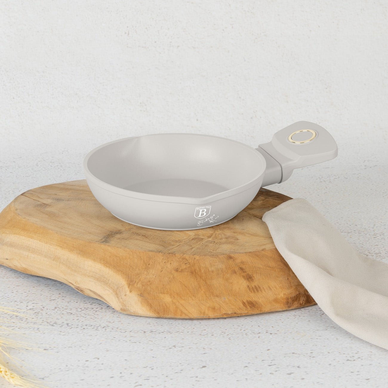 Berlinger Haus indukciós tapadásmentes mini serpenyő 16 cm matt krém Sahara Collection