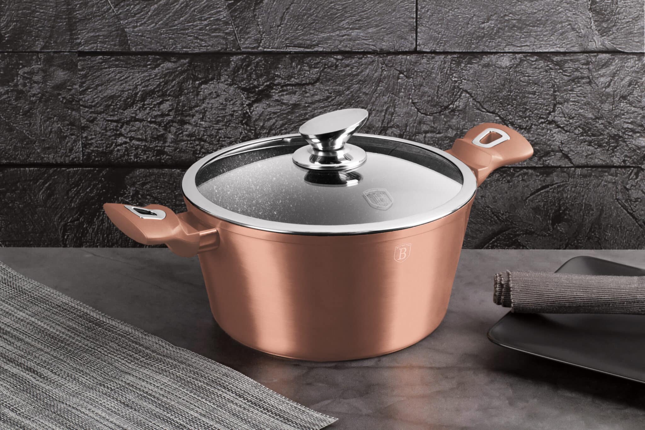 Berlinger Haus lábas fedővel Ø24*11,8 cm 4,1 L Metallic Line Rose Gold Edition
