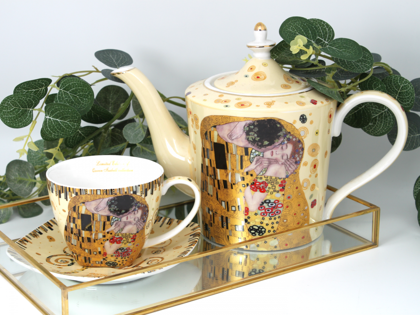 Teáskanna Gustav Klimt porcelán teáskanna díszdobozban A Csók