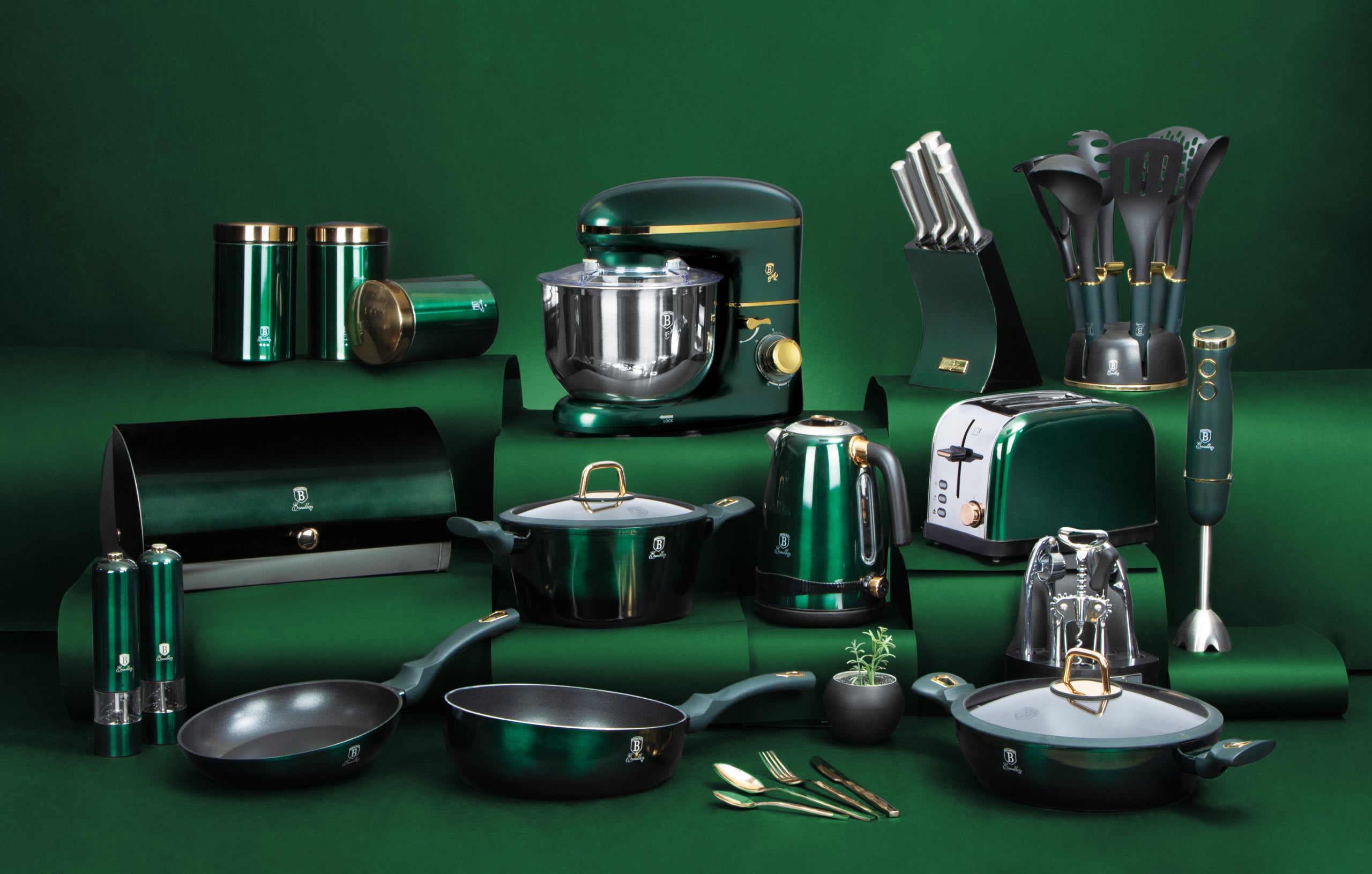 Indukciós öntöttvas alacsony lábas smaragdzöld Berlinger Haus Emerald Collection