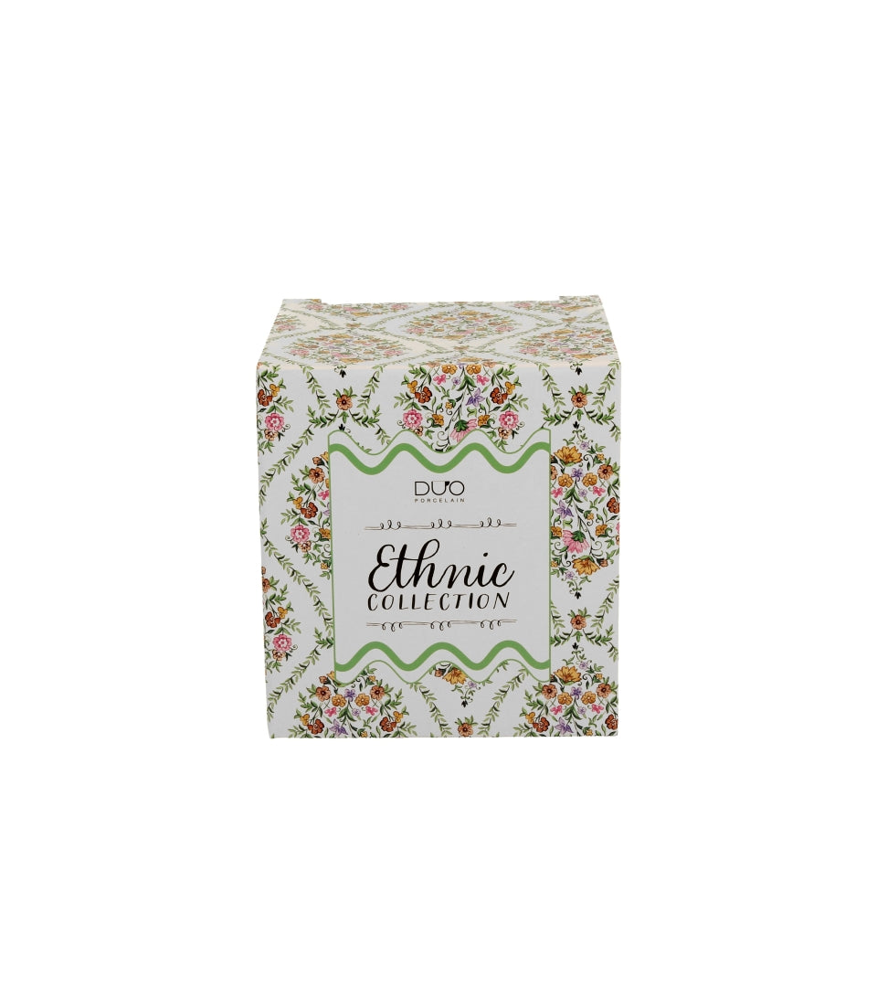 Porcelán bögre virág mintás 650 ml díszdobozban