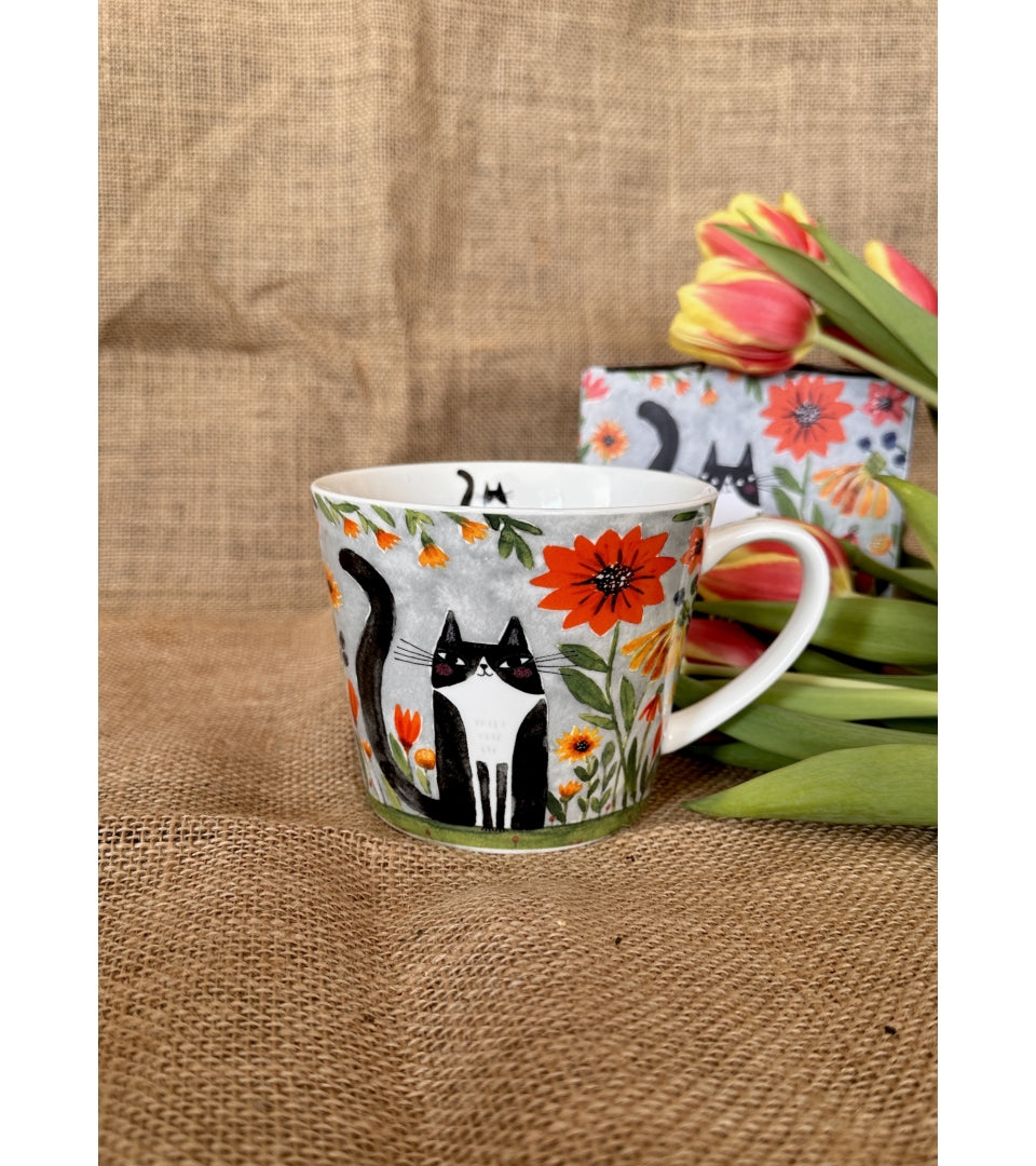 Cicás Porcelán bögre 600 ml dobozban
