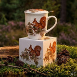 Mókusos porcelán bögre tetővel és fémszűrővel – 400 ml – díszdobozos