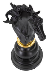Black Knight – fekete ló sakkfigura dekoráció arany részlettel 14X11X27 cm Dekorációs figura Mauro Ferretti