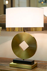 Modern Geometria asztali lámpa – arany-fekete talp, fehér ernyő, 53 cm Mauro Ferretti