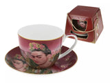 Porcelán csésze aljjal Frida Kahlo virágkoronás díszdobozban