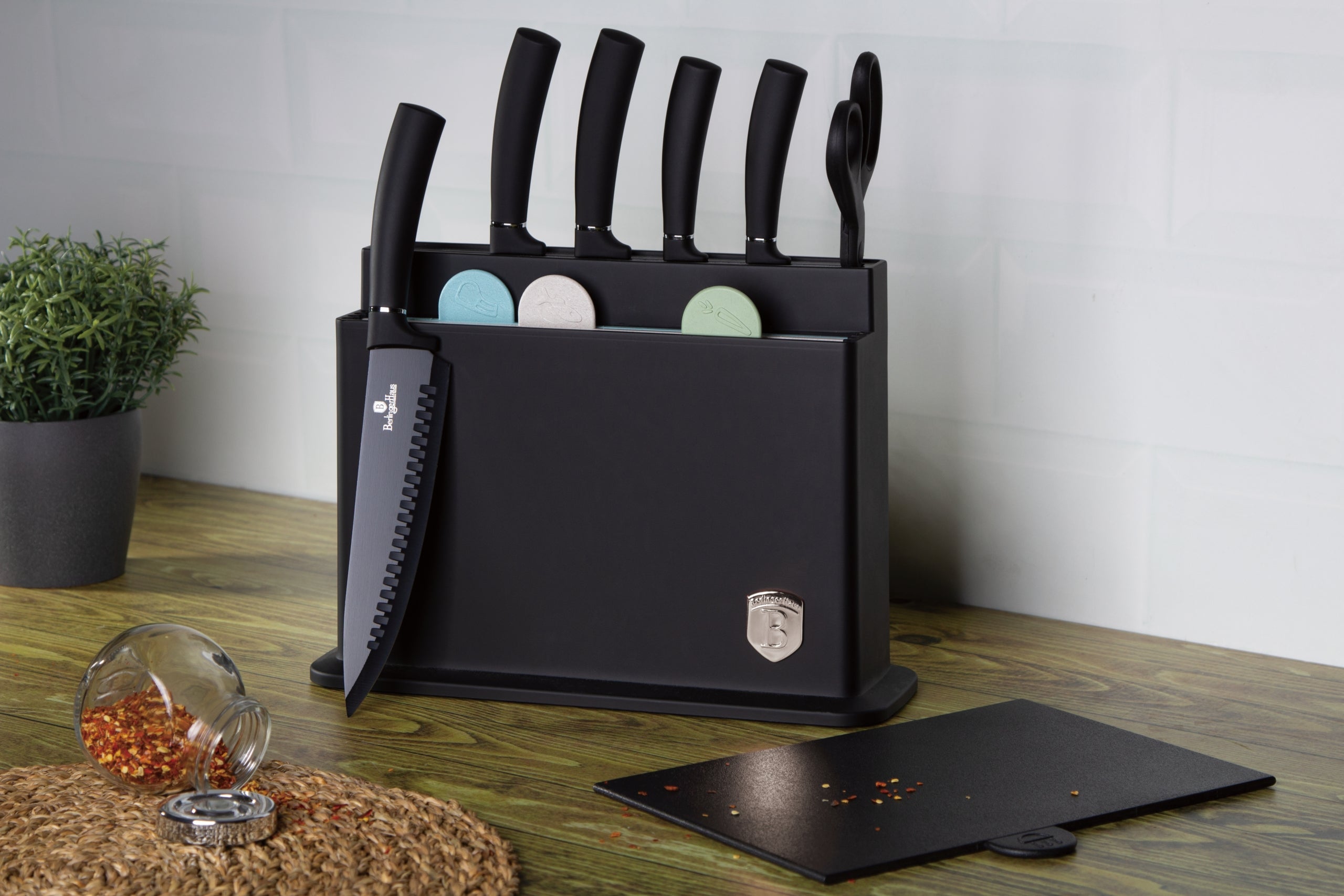 11 részes kés- és vágódeszka készlet állvánnyal Berlinger Haus Matte Black