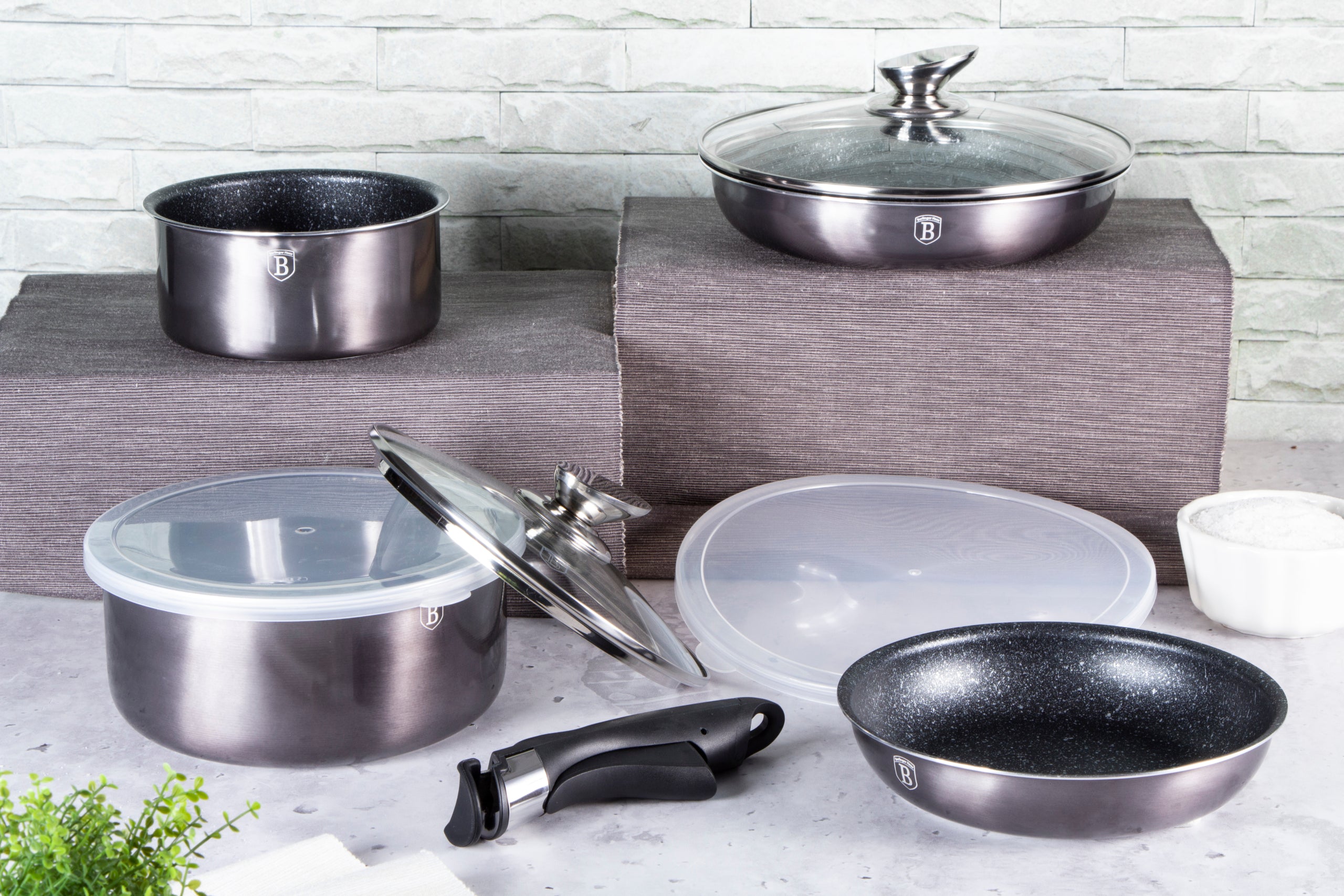 9 részes indukciós edénykészlet levehető nyéllel szürke Berlinger Haus Metallic Line Carbon Edition