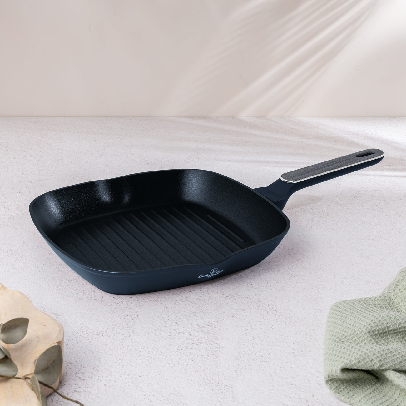 BerlingerHaus tapadásmentes indukciós grill serpenyő 28 cm Deep Sea