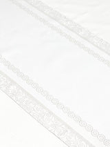 Ezüst lurex asztali futó, karácsonyfa mintás, 37x100 cm