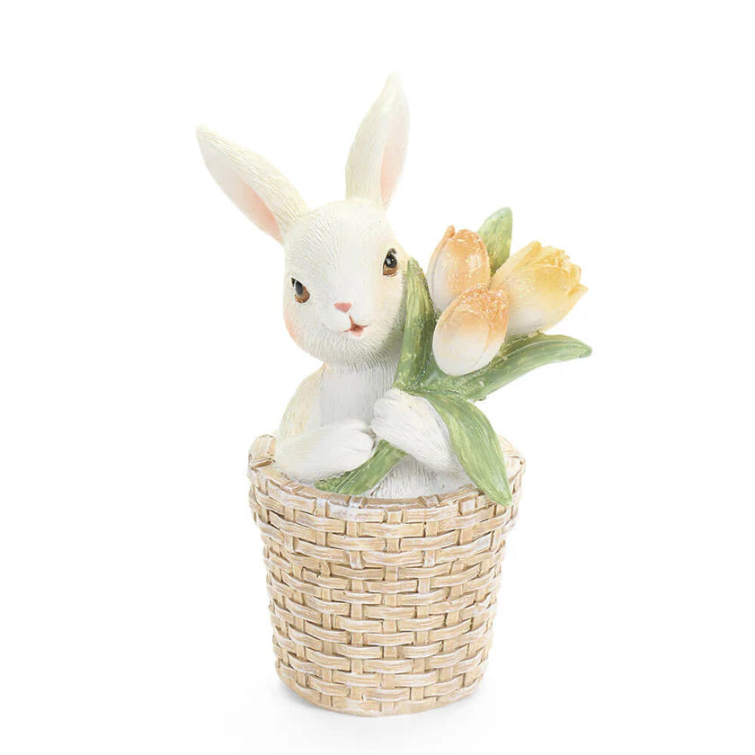 Húsvéti dekoráció figura Nyuszi fonott virágtartóban tulipánnal