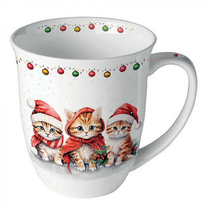 Bögre Karácsonyi porcelán bögre Három mikulássapkás cicával