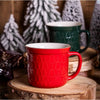 Bögre Nagyméretű karácsonyi piros porcelán bögre fenyőfás 580 ml