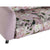 Asztal Rózsaszín kanapé fehér virág mintával